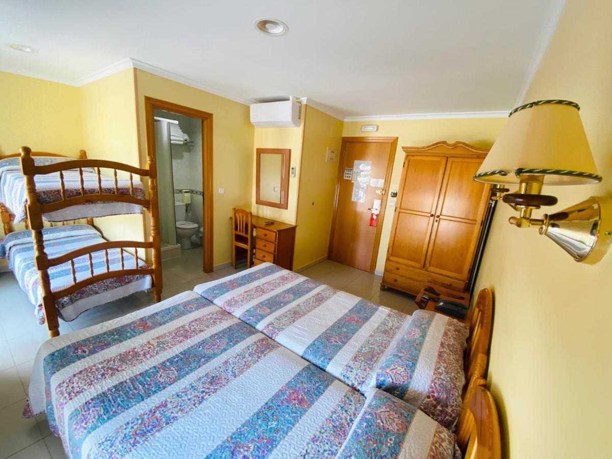 Hostal L'Anfora เดเนีย ภายนอก รูปภาพ