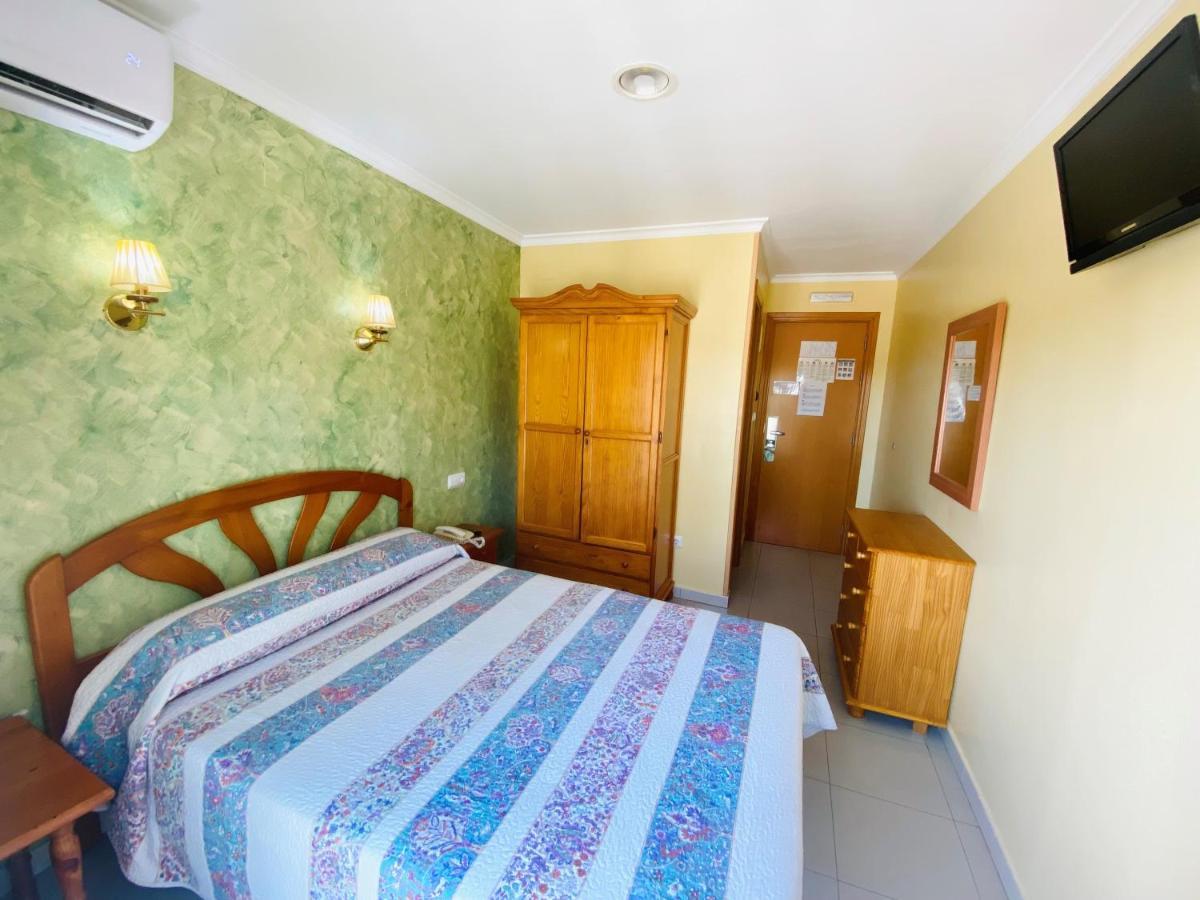 Hostal L'Anfora เดเนีย ภายนอก รูปภาพ