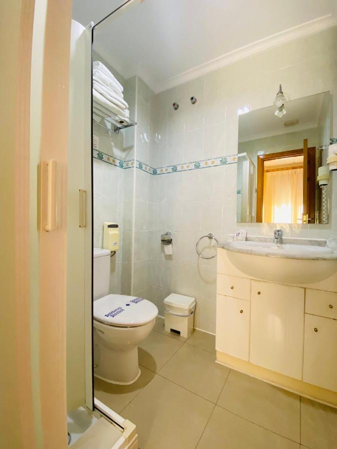 Hostal L'Anfora เดเนีย ภายนอก รูปภาพ